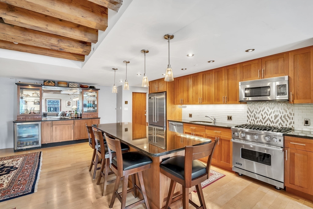 47 Commercial Wharf # 6