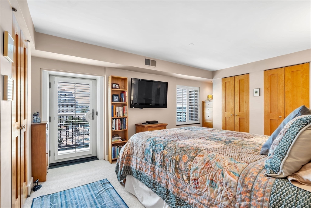 47 Commercial Wharf # 6