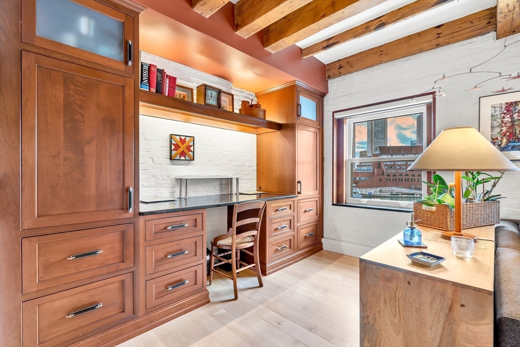 47 Commercial Wharf # 6