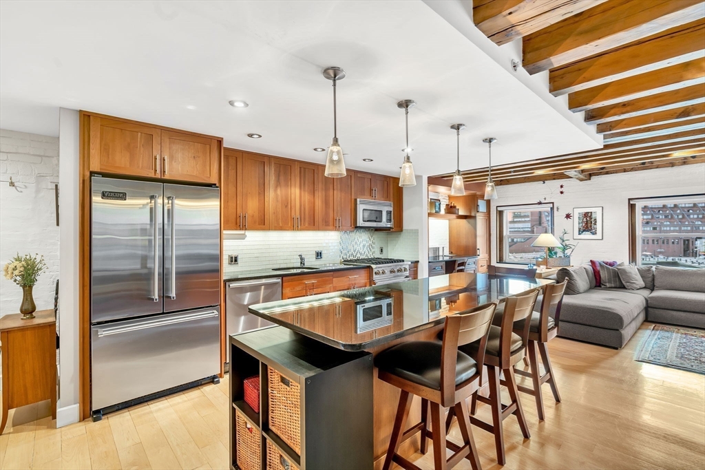 47 Commercial Wharf # 6