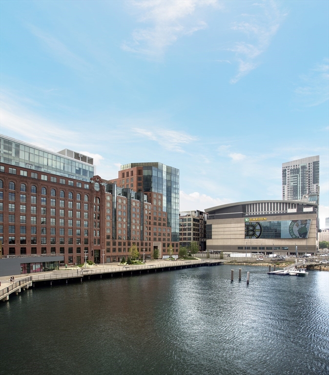 100 Lovejoy Wharf # 8P