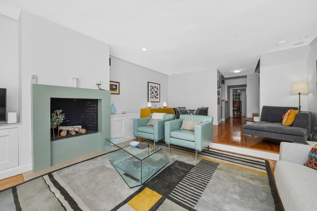 425 Beacon St # 1