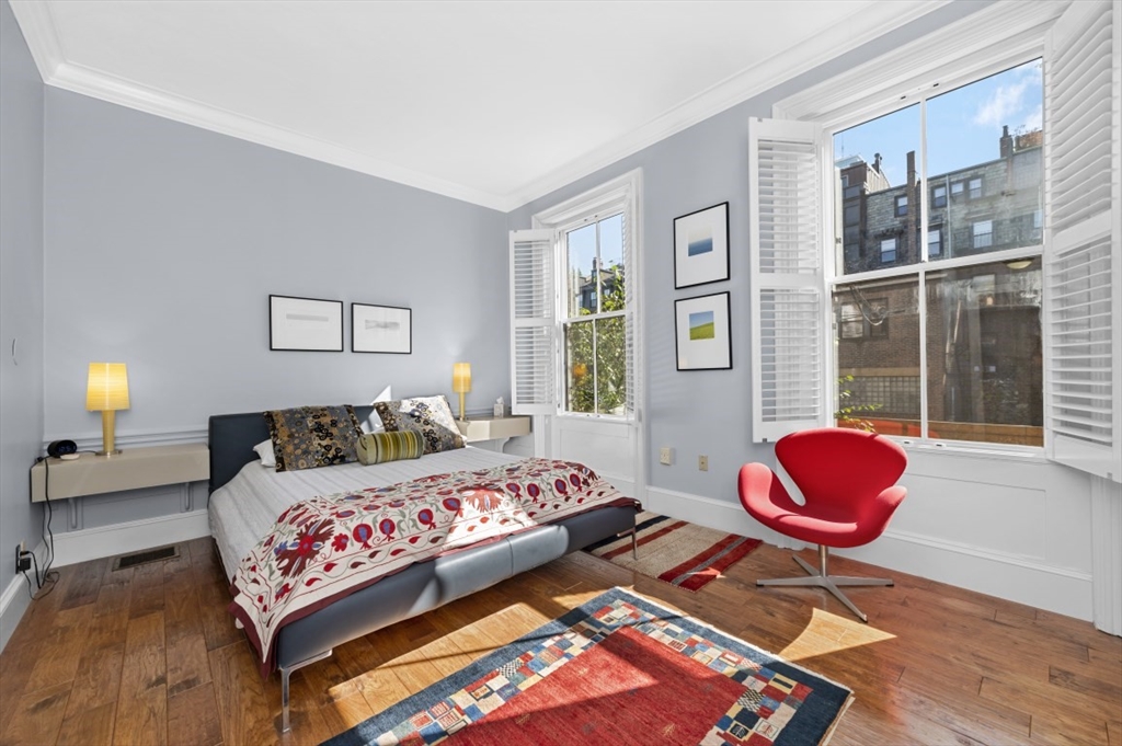 425 Beacon St # 1