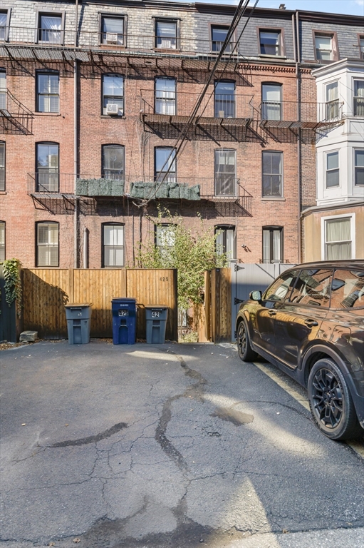 425 Beacon St # 1