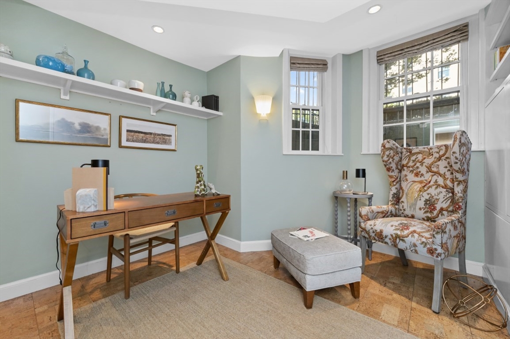 425 Beacon St # 1