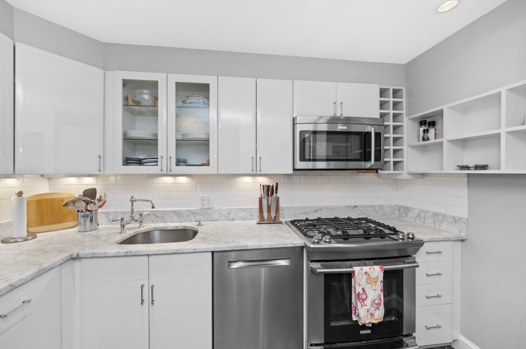 425 Beacon St # 1