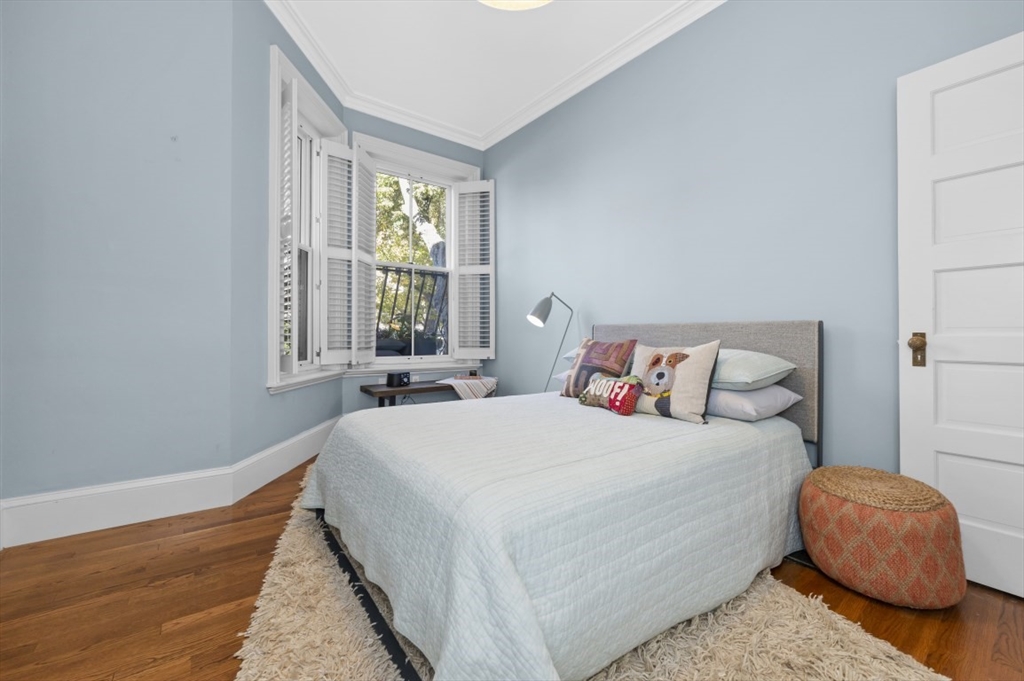 425 Beacon St # 1