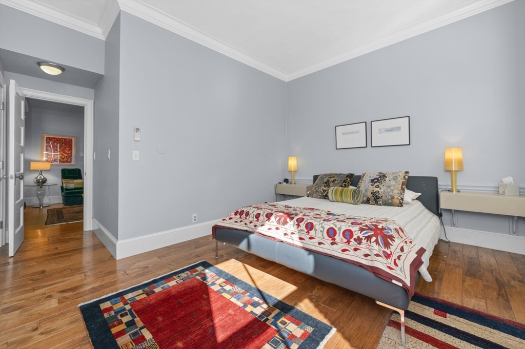 425 Beacon St # 1