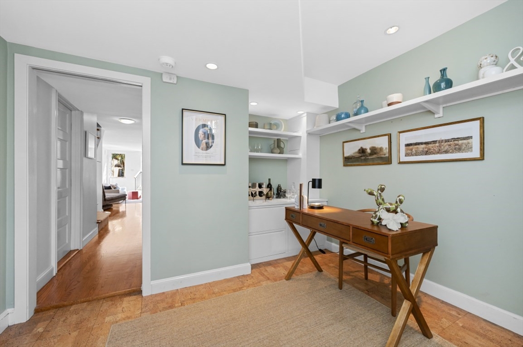 425 Beacon St # 1