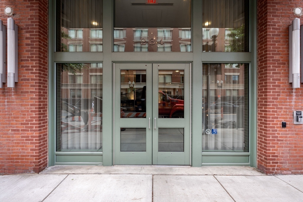 234 Causeway St. # 1209