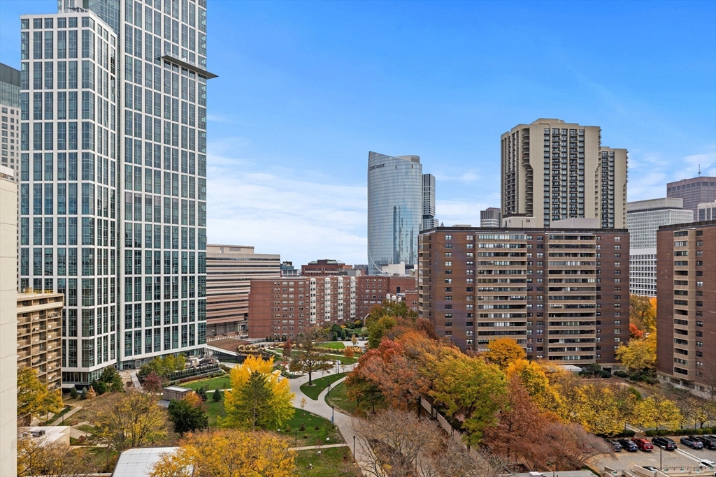 8 Whittier Place # 15E