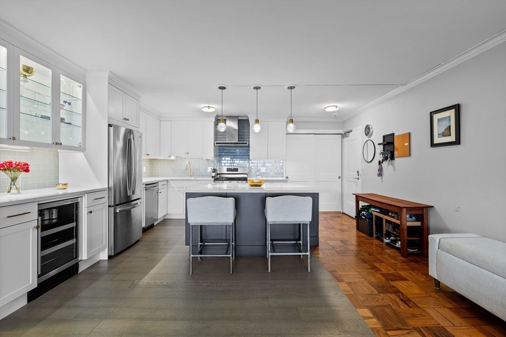 8 Whittier Place # 15E