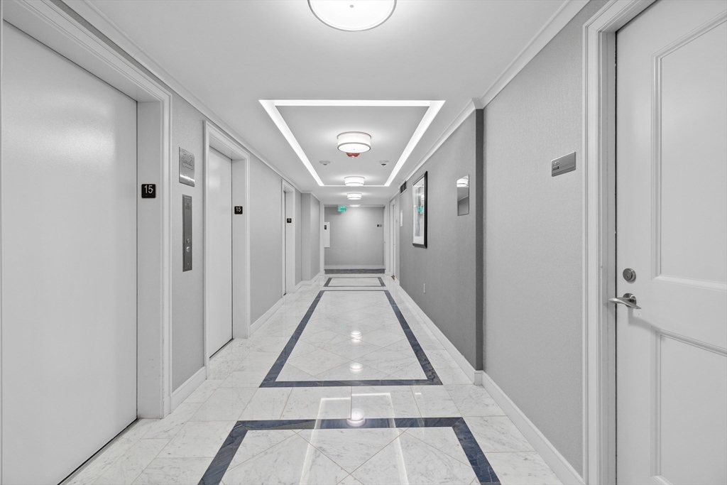 8 Whittier Place # 15E