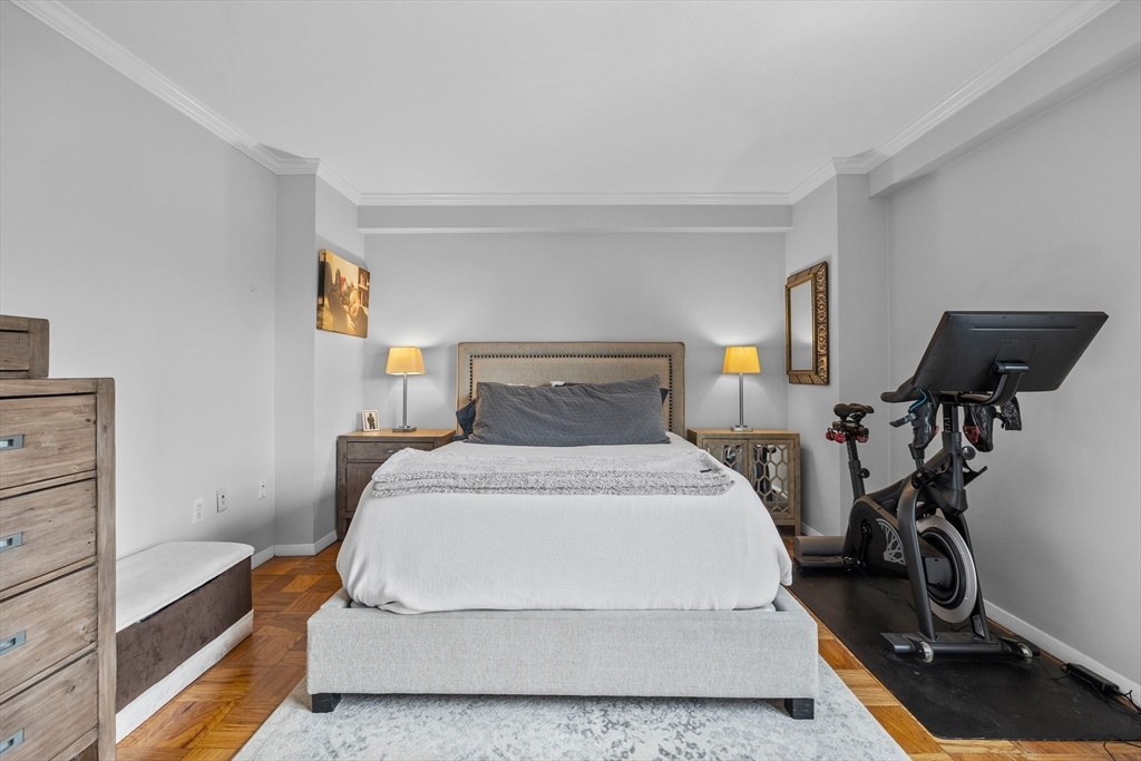 8 Whittier Place # 15E