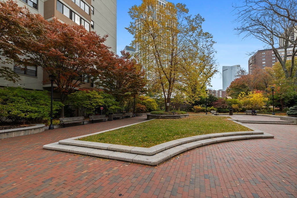 8 Whittier Place # 15E