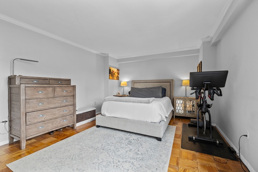 8 Whittier Place # 15E