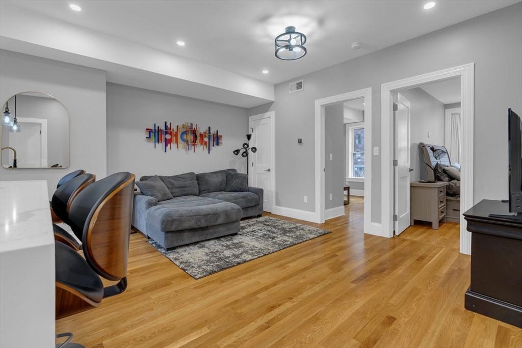 129 North Washington Street # 2