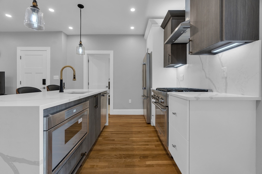 129 North Washington Street # 2