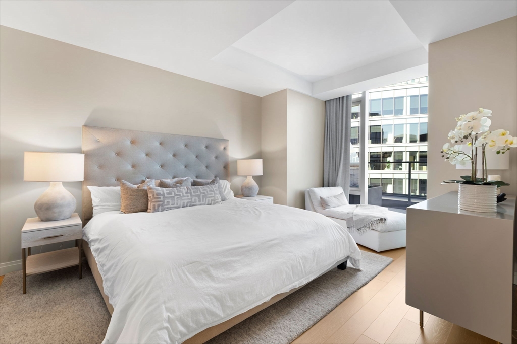 133 Seaport Blvd. # 2102