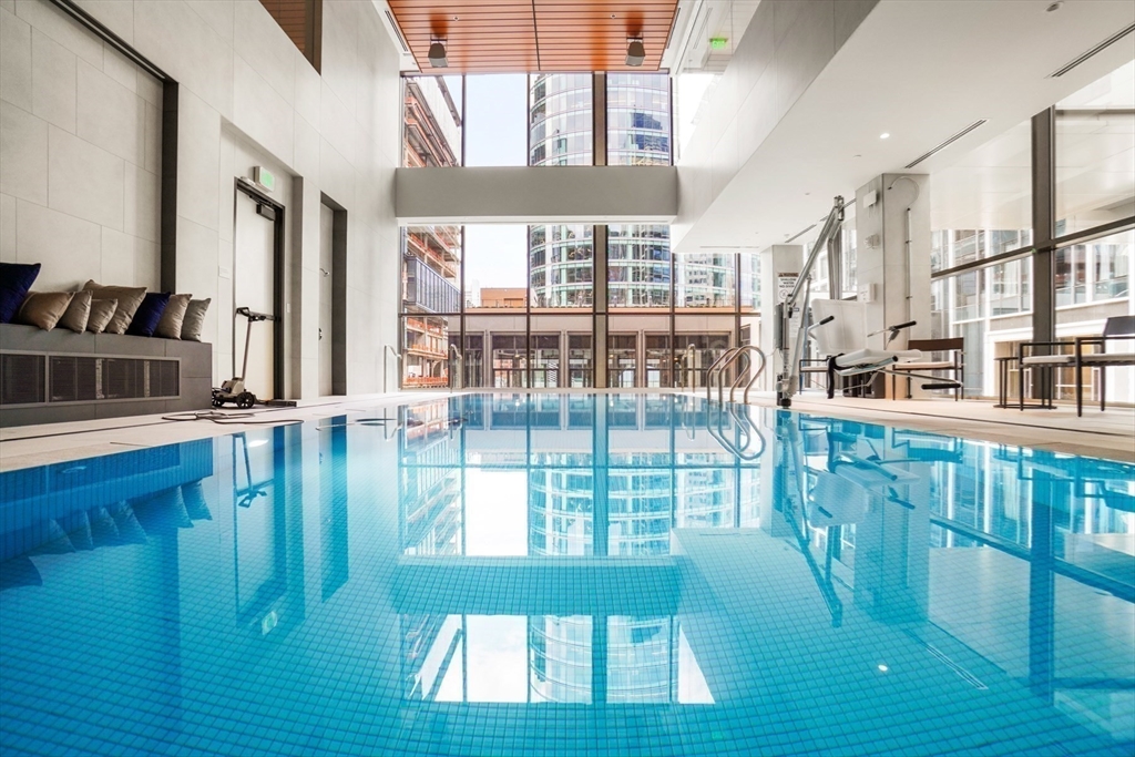 133 Seaport Blvd. # 2102