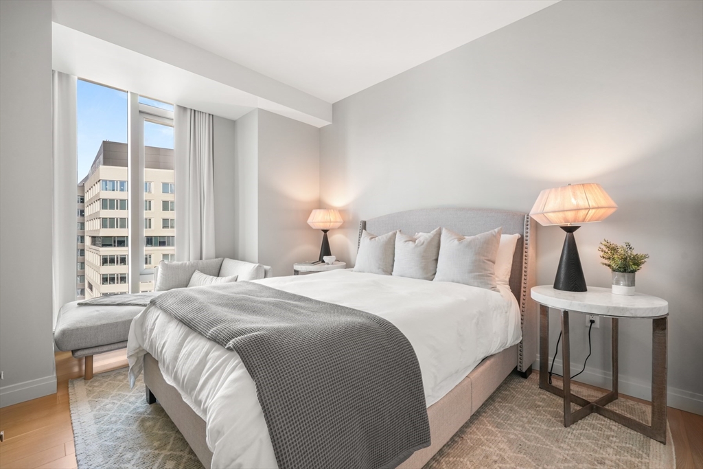 133 Seaport Blvd. # 2102