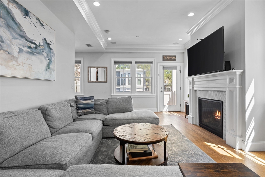 25 Mercer St. Unit: PH5