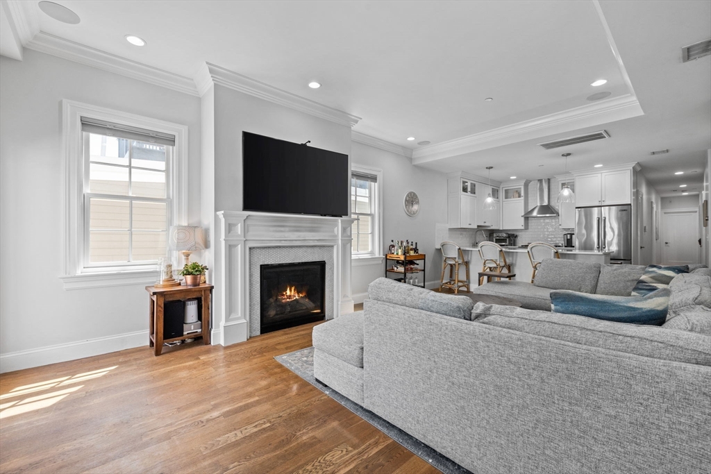 25 Mercer St. Unit: PH5