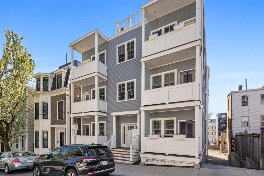 25 Mercer St. Unit: PH5
