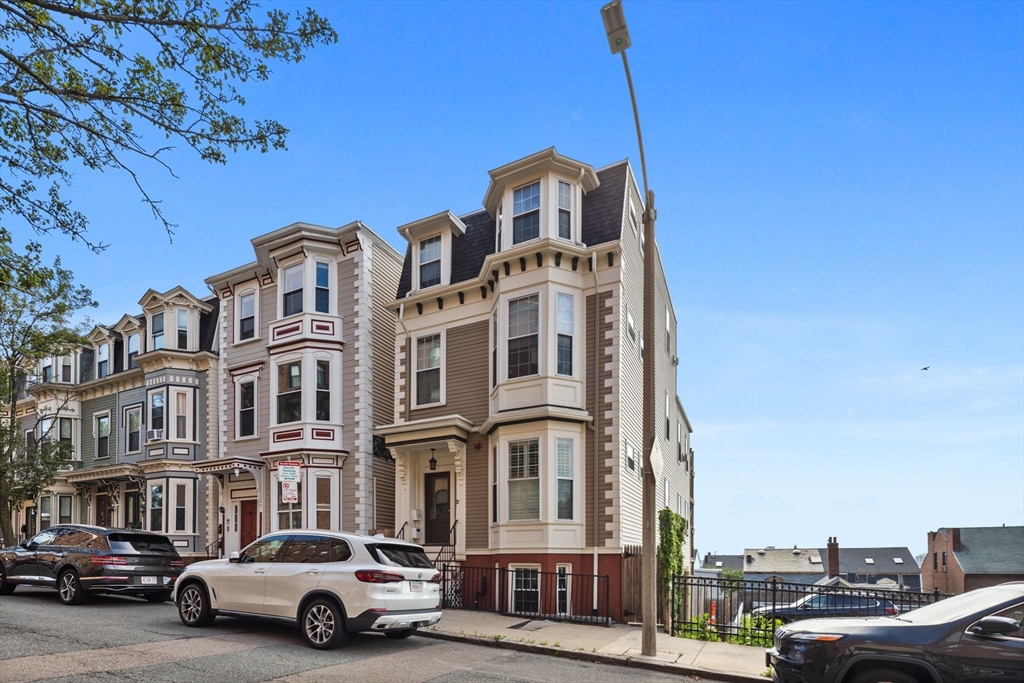37 Old Harbor St # 1