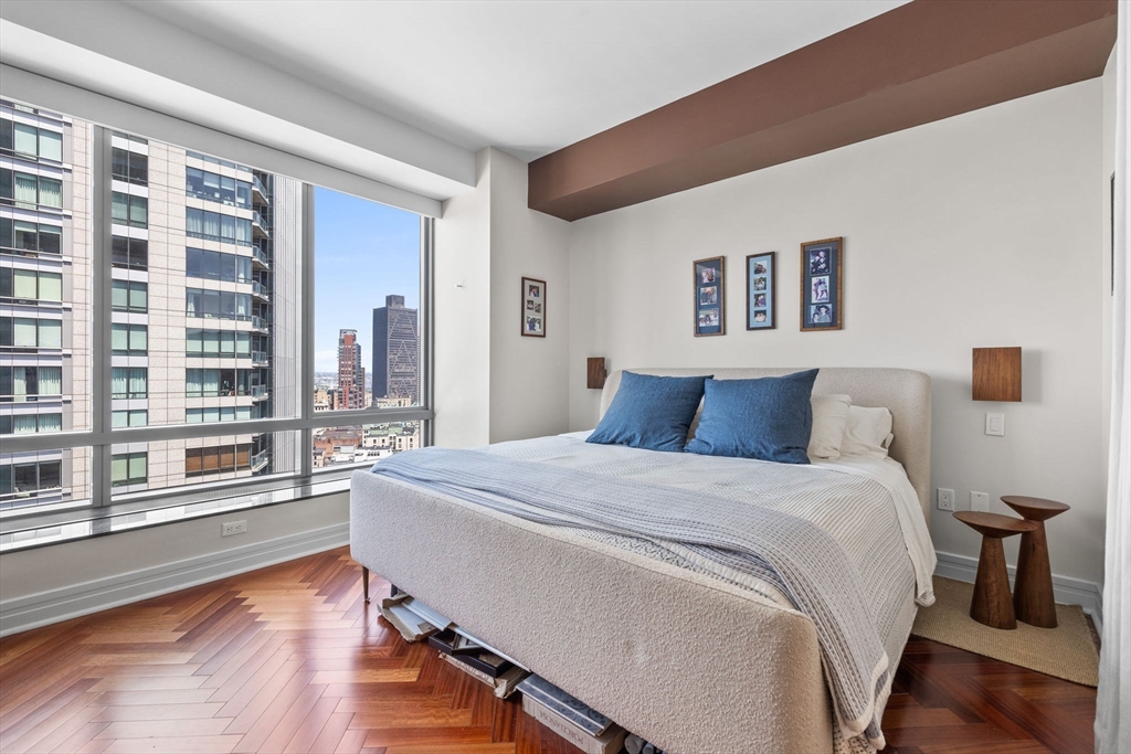 2 Avery St. # 27F