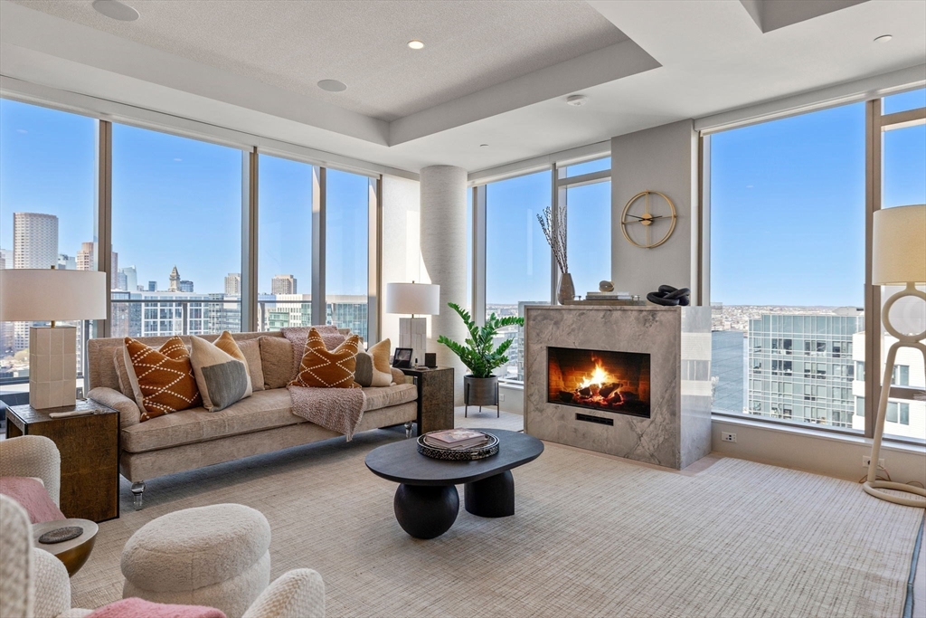 133 Seaport Blvd # 3A Unit: PH 3A