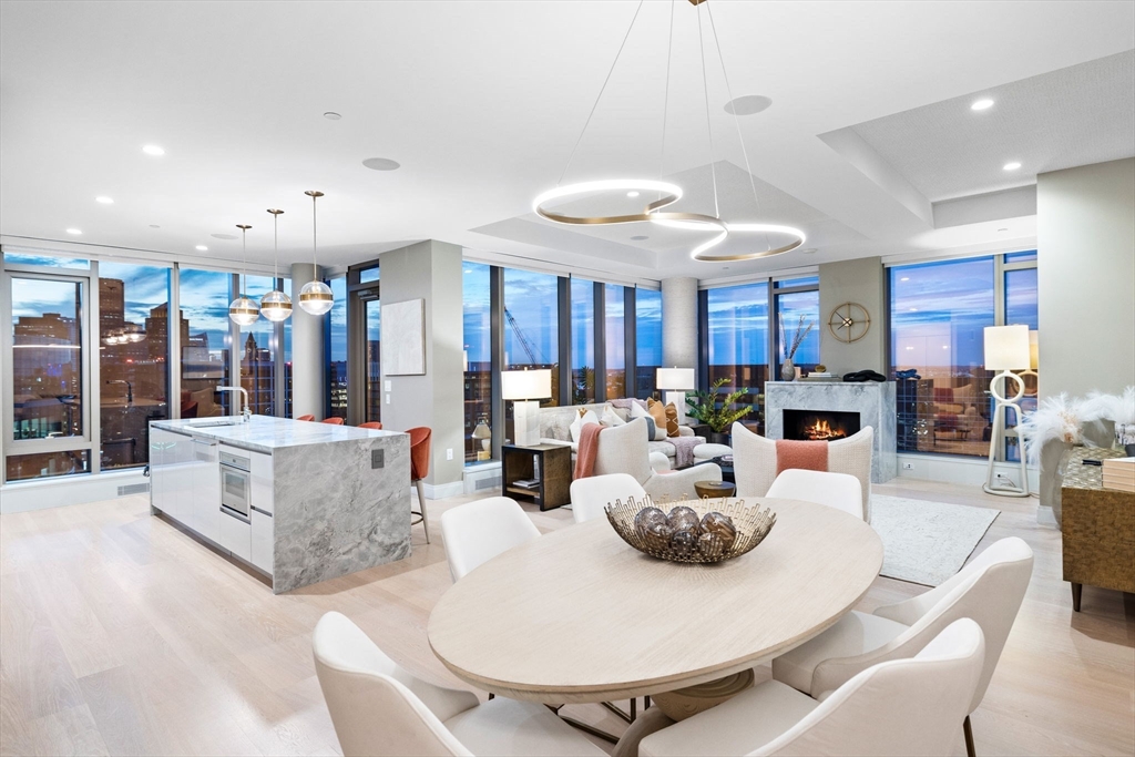 133 Seaport Blvd # 3A Unit: PH 3A