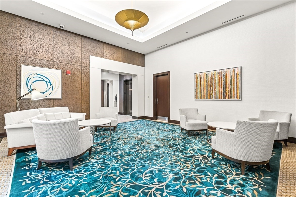 500 Atlantic Avenue # 14T