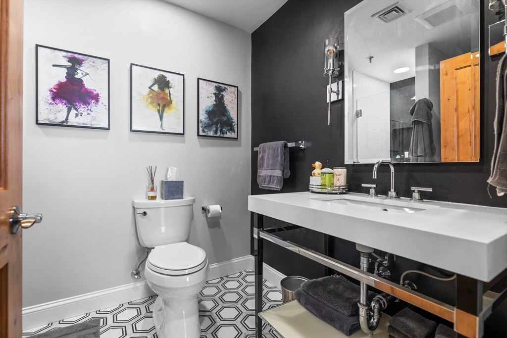 15 Sleeper St. # 206