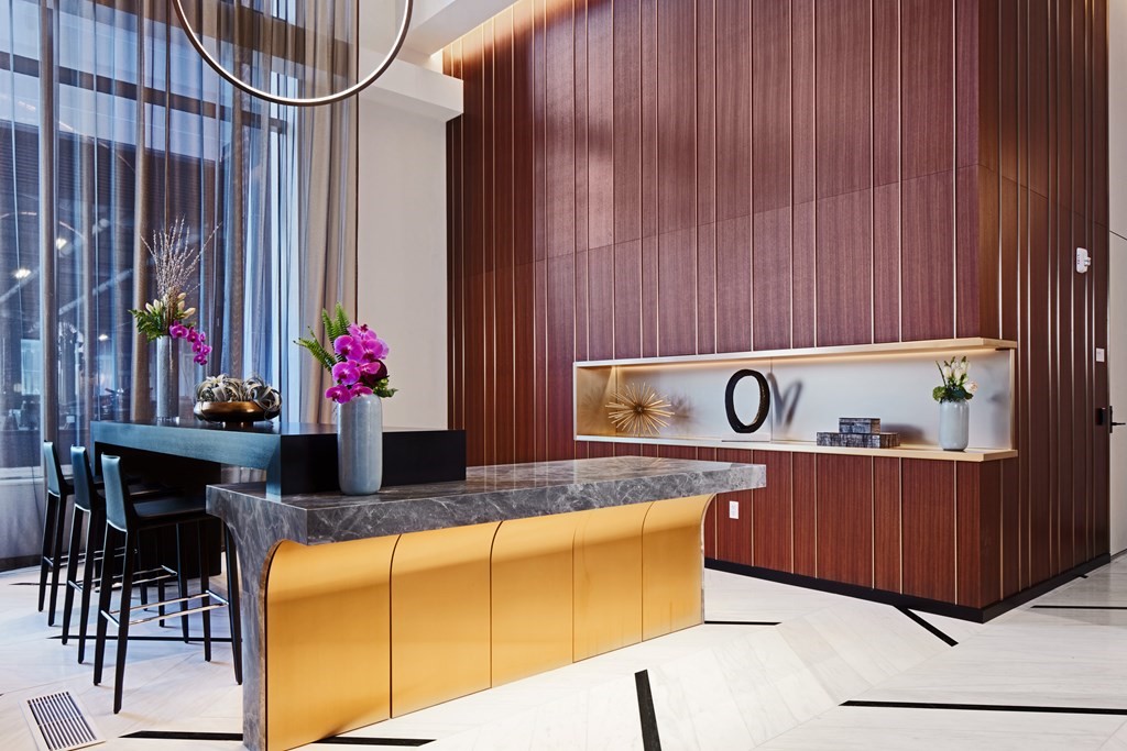 135 Seaport Blvd # 1810