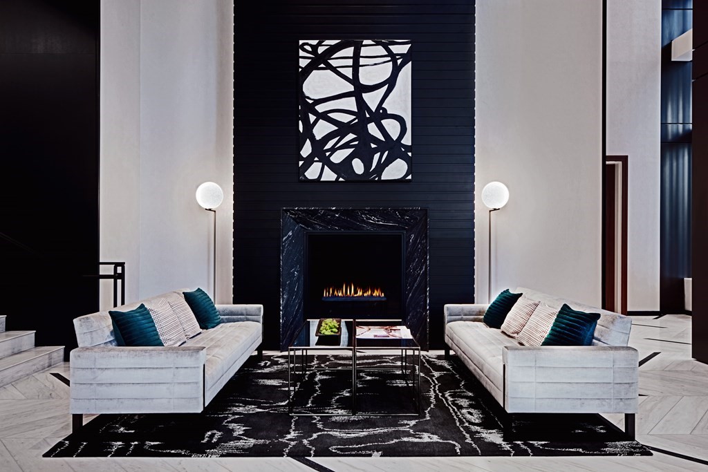 135 Seaport Blvd # 1810