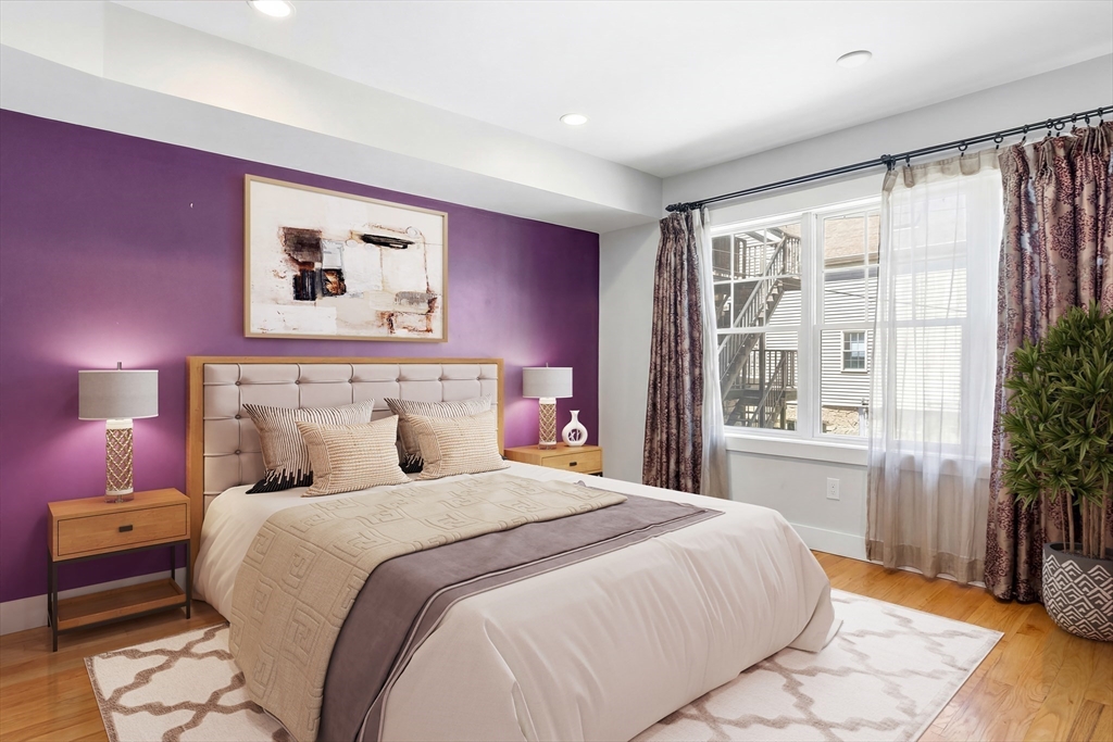 35 Middle St. # 4