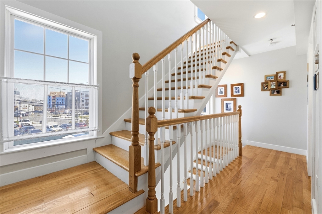 35 Middle St. # 4