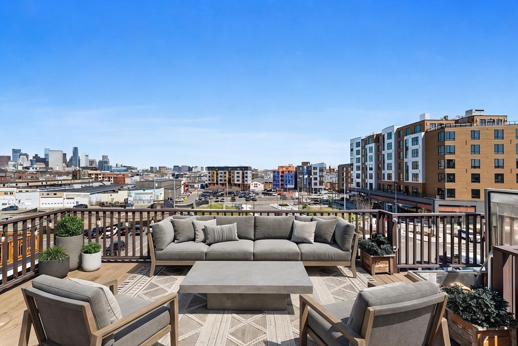 35 Middle St. # 4