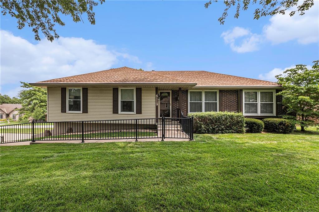 6119 Cottonwood Drive