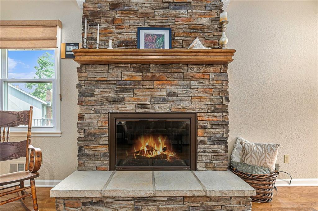 6119 Cottonwood Drive