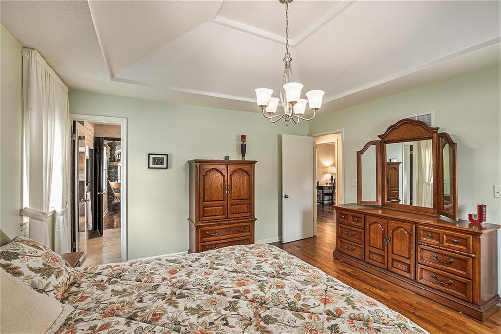 6119 Cottonwood Drive