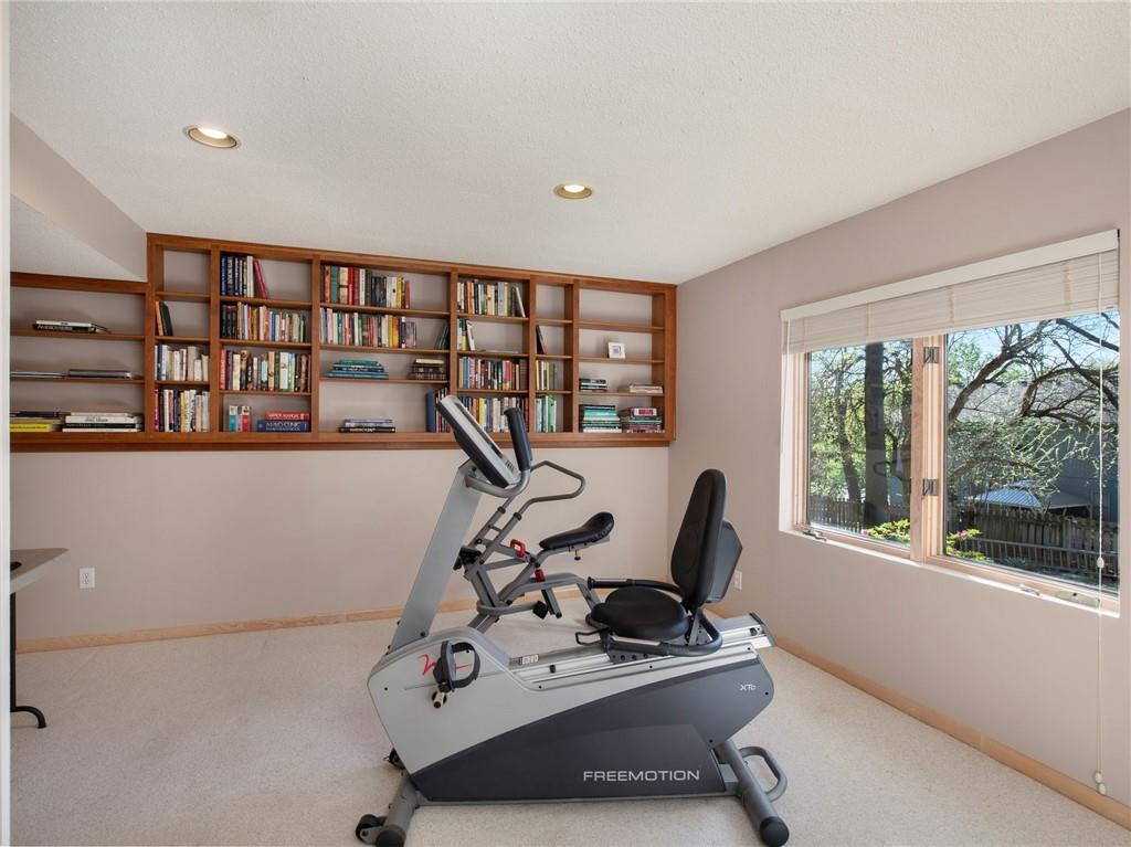 14801 W 81st Place