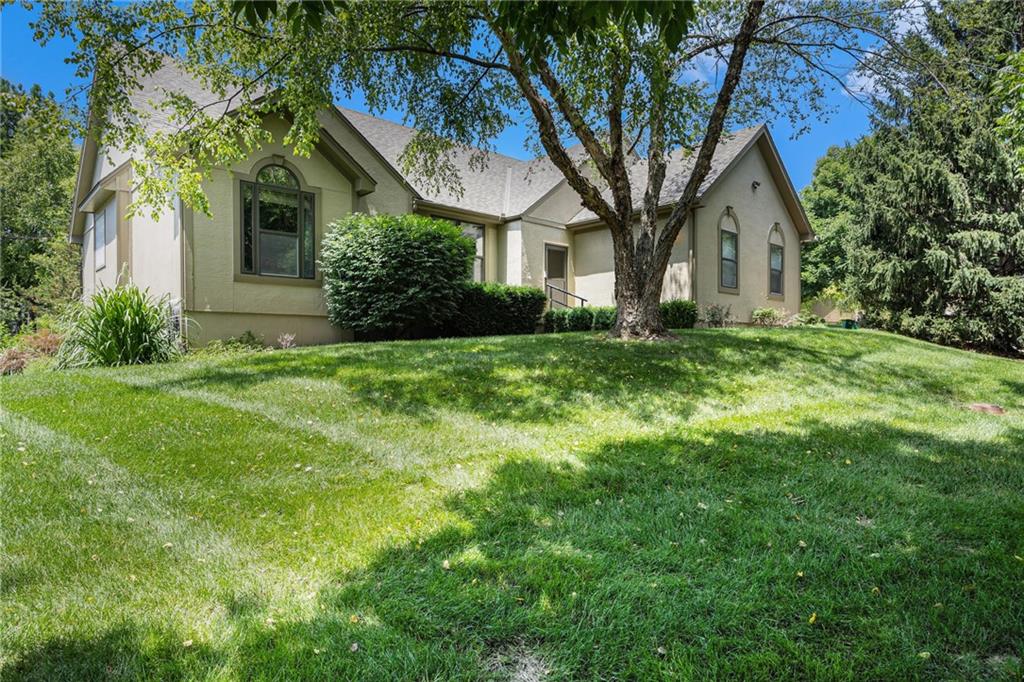 13724 Pembroke Circle