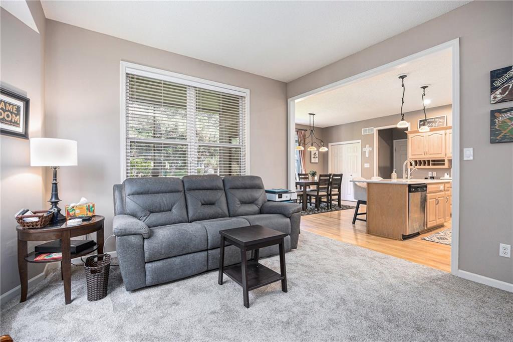 13724 Pembroke Circle