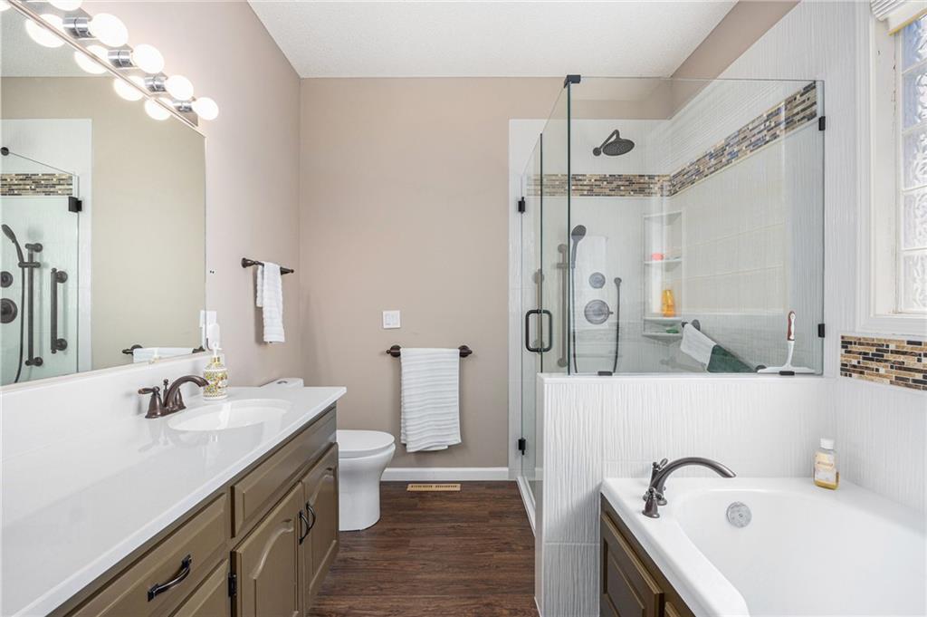 13724 Pembroke Circle