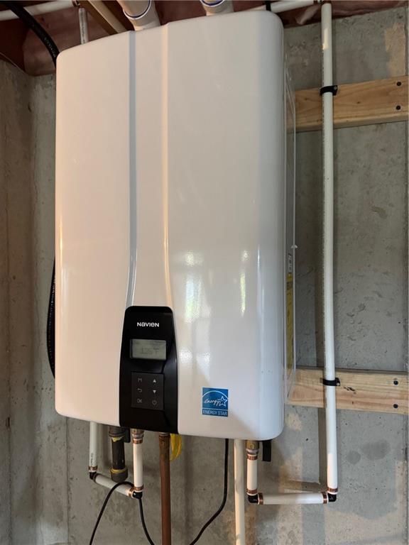 13724 Pembroke Circle