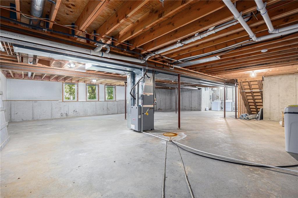 13724 Pembroke Circle