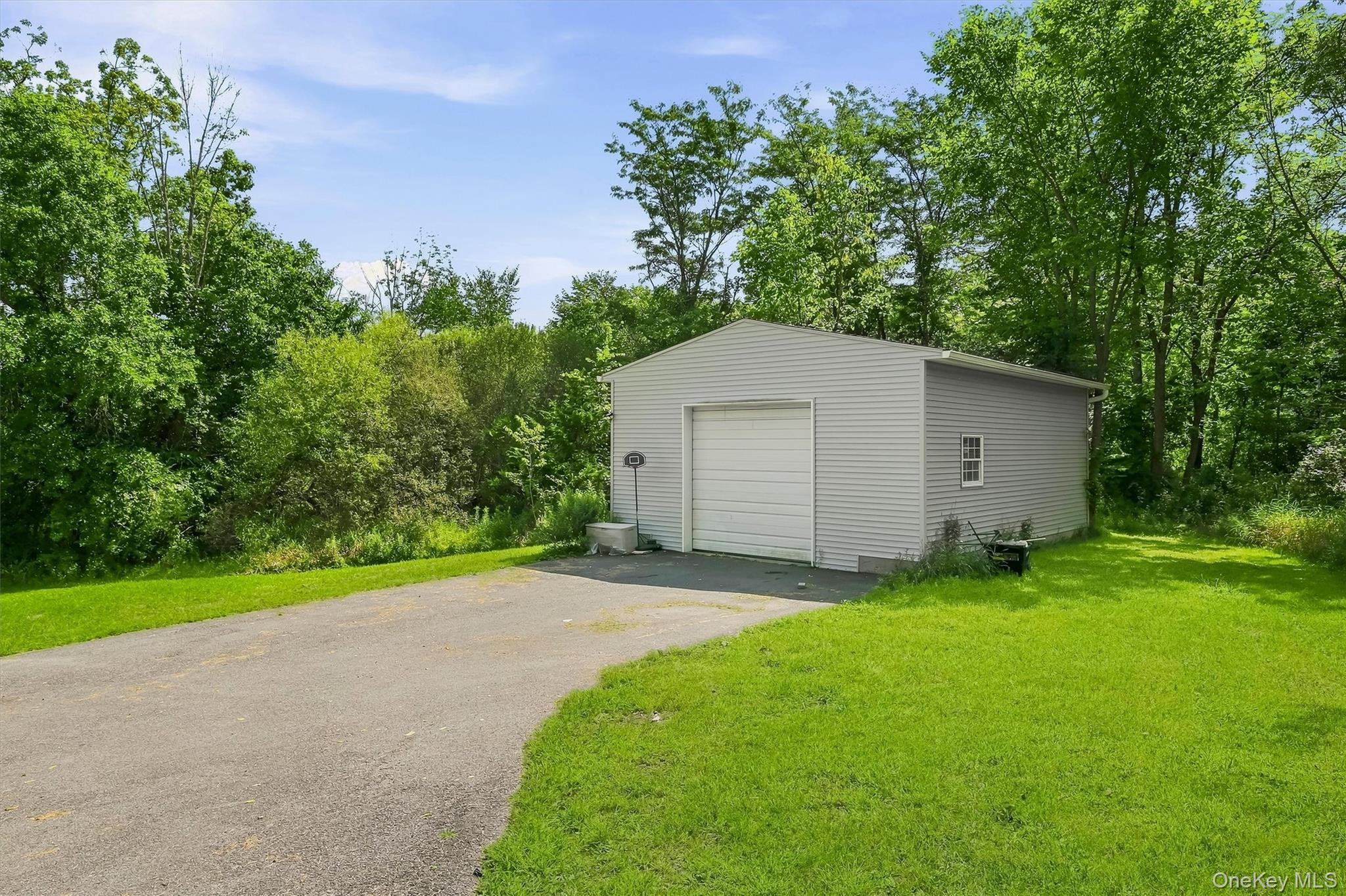 50 Hambletonian Avenue
