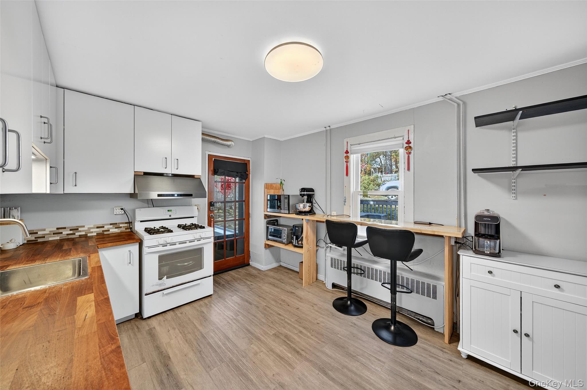 93 Montgomery Street